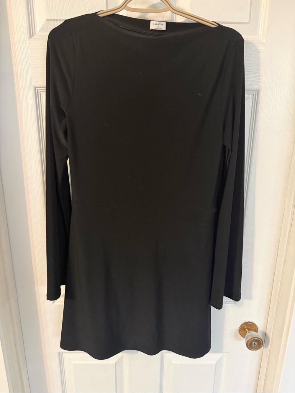 Babaton Black Long-Sleeve Crewneck Shift Dress
